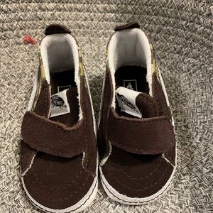 Camo infant vans
